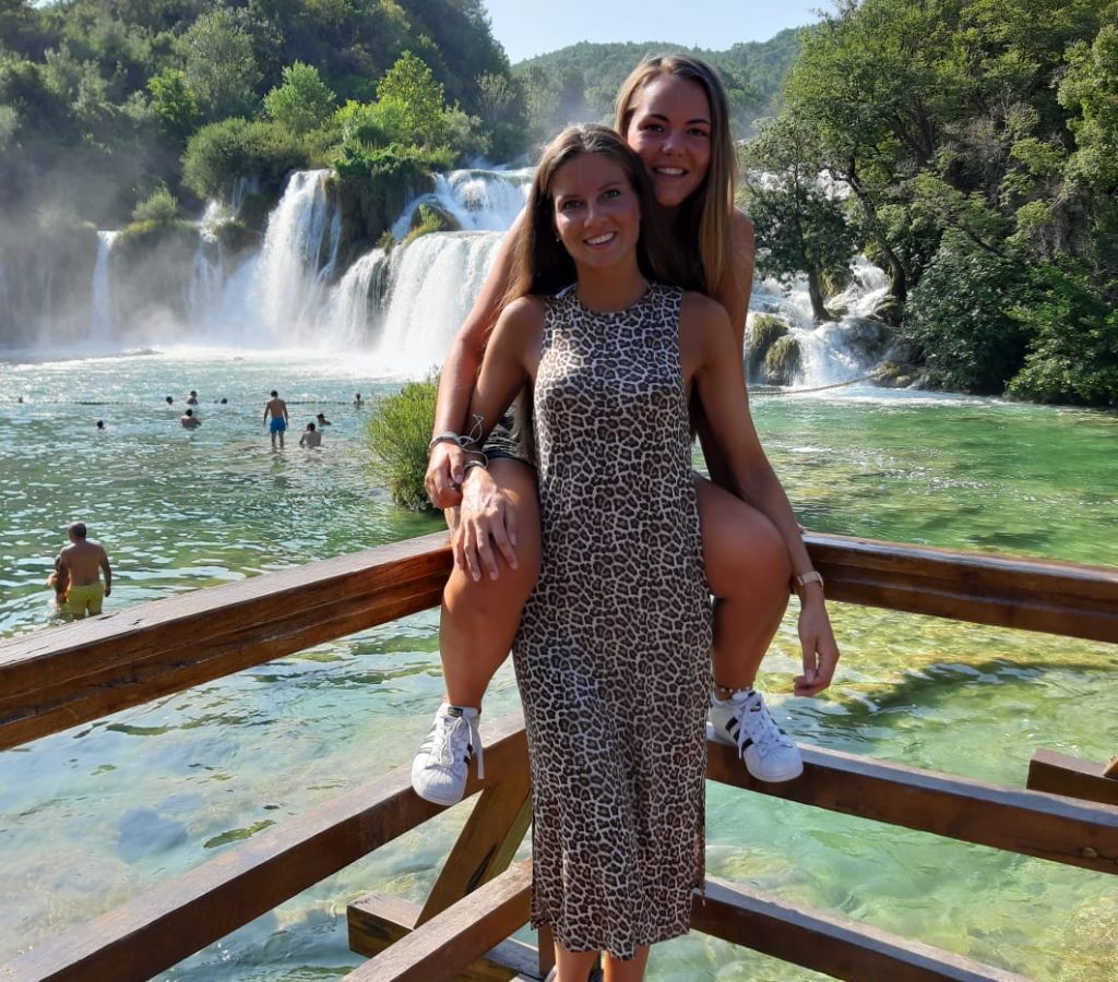 61442c1e-c9ef-4680-89b5-86c69290754e